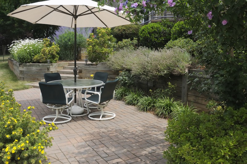 garden-patio-ideas-landscaping-image