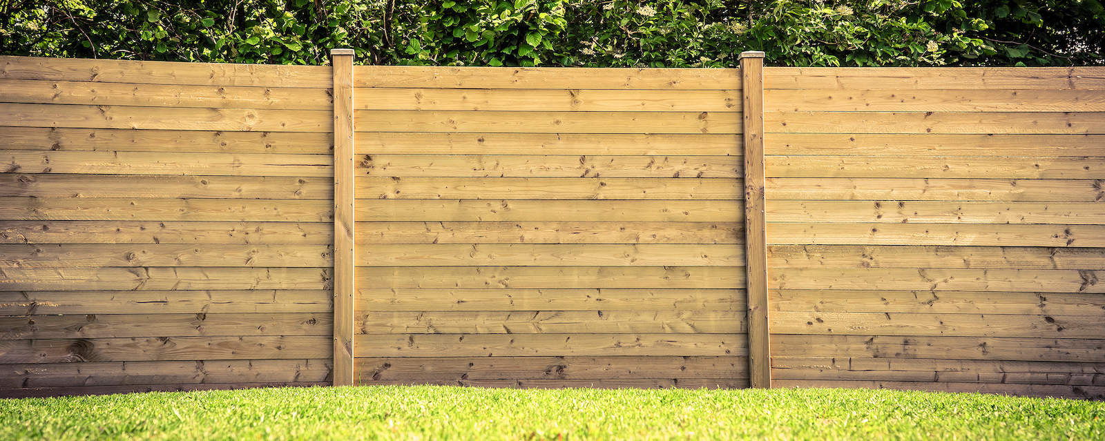 If you want to place a wooden fence, you have to... 