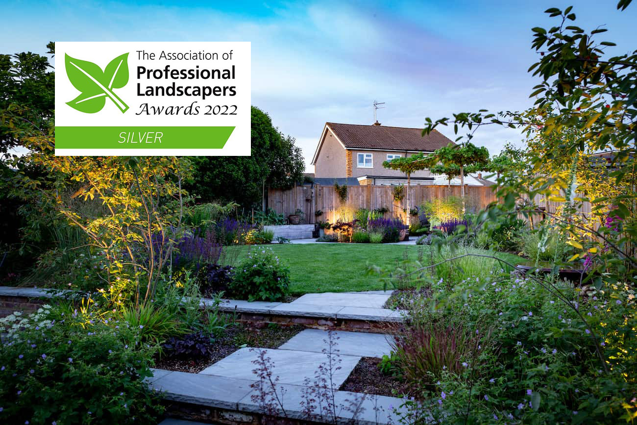 garden-build-ware-hertfordshire-apl-2022-silver-award